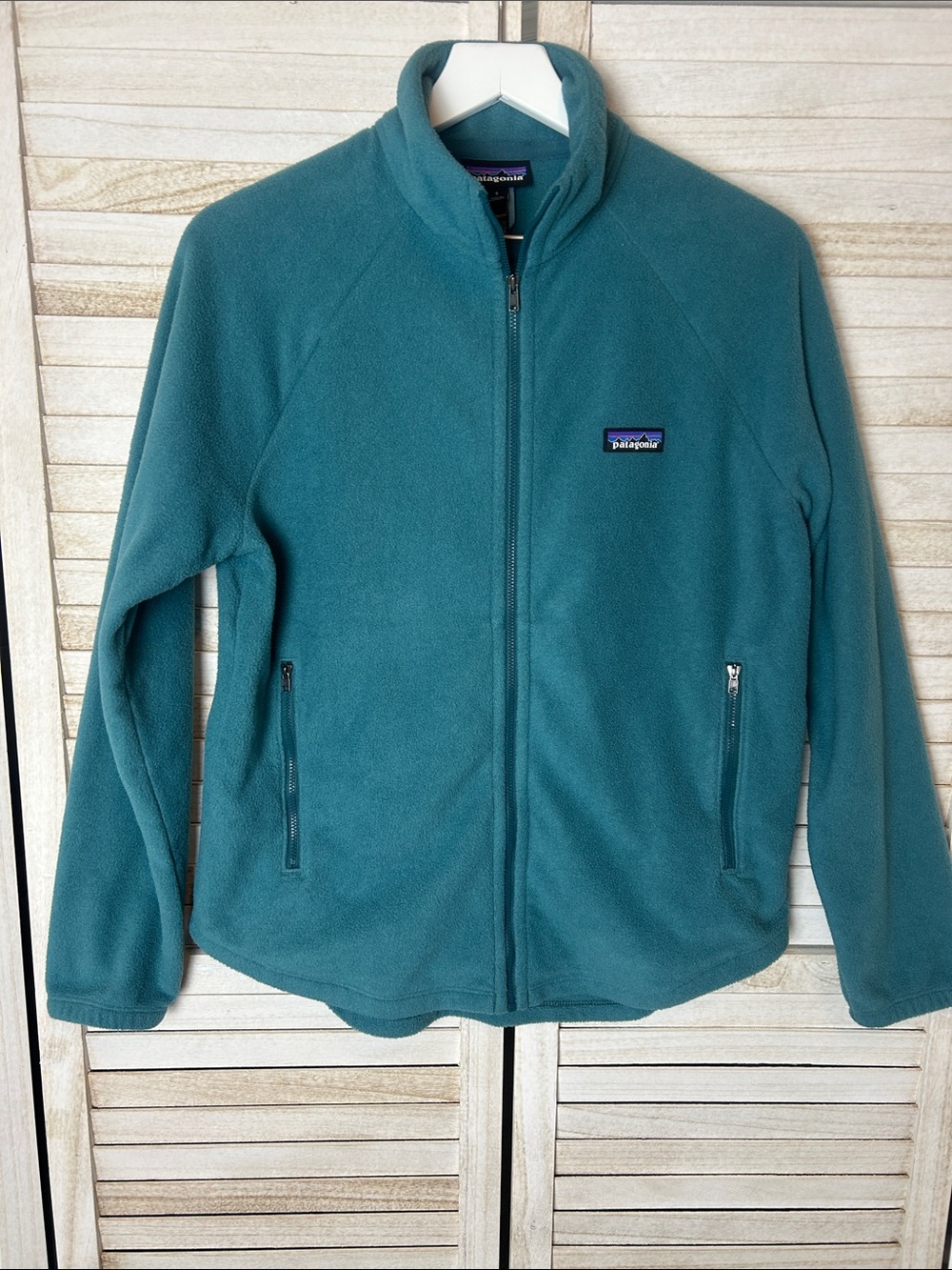 Patagonia Women’s Classic Microdini Jacket. Size Small.